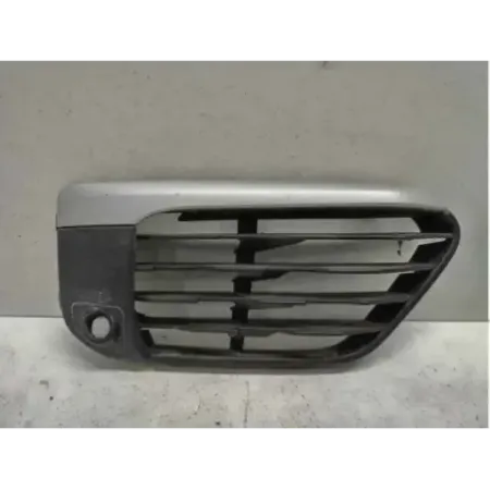 Grille de pare choc avant droit bmw x1 f48