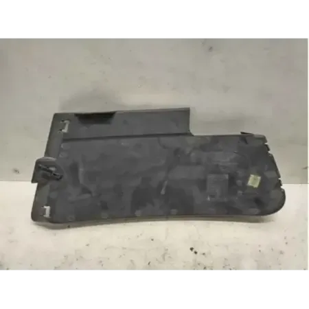 Grille de pare choc avant droit volkswagen golf 6