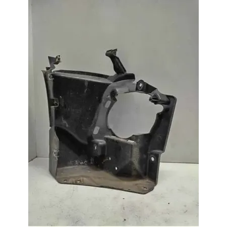 Support phare anti-brouillard gauche