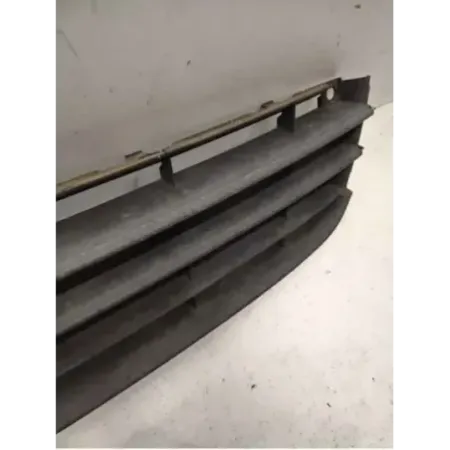 Grille pare-choc avant volkswagen touran 1t