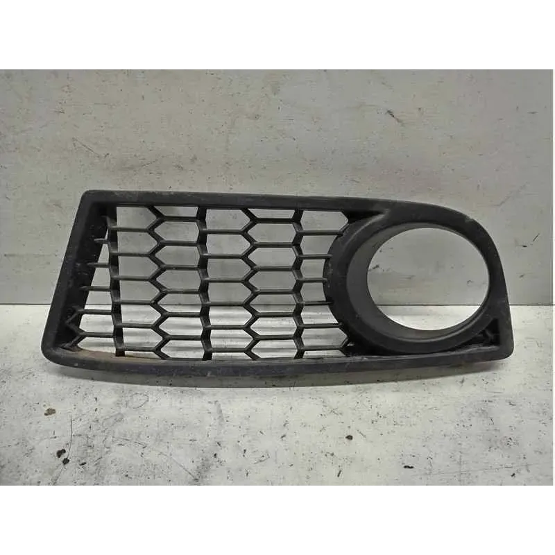Grille de pare choc avant gauche bmw serie 1 f20/f21