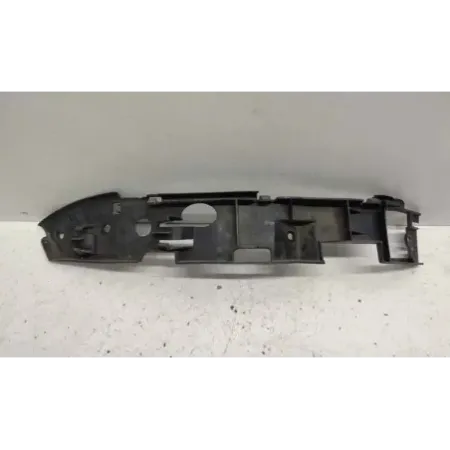 Support droit pare-choc avant volkswagen touareg