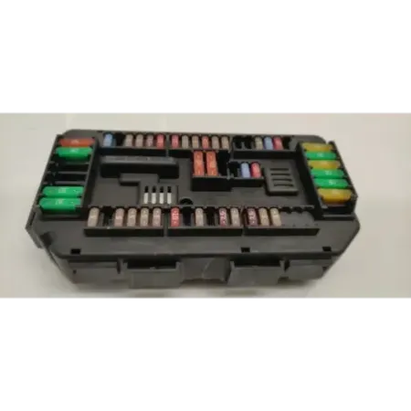 Platine fusible avant bmw serie 1 f20/f21