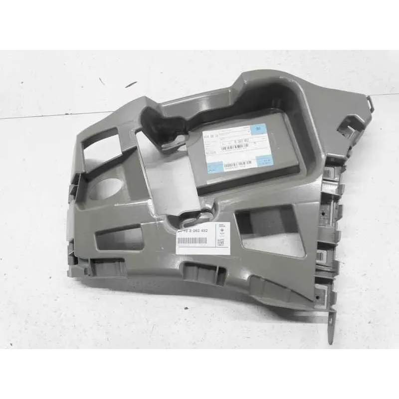 Support droit pare-choc arriere