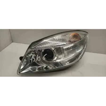 Phare gauche skoda fabia mk2 5j
