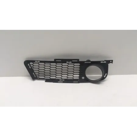 Grille de pare choc avant droit