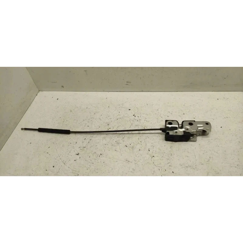 Serrure capot volkswagen golf 5 v