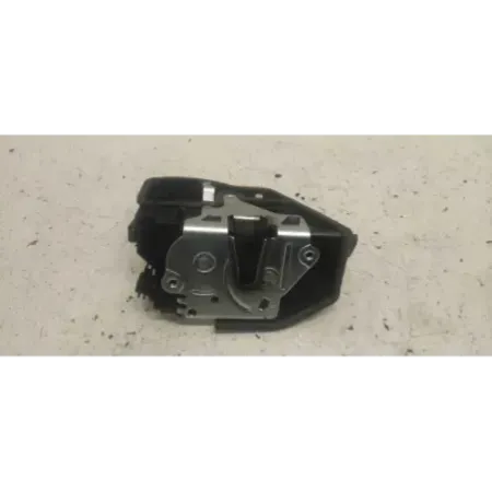 Serrure porte arriere droite bmw serie 1 f20/f21