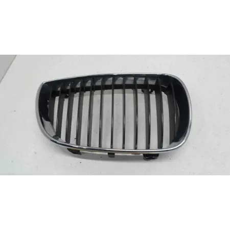 Calandre droit bmw serie 1 e87/e81