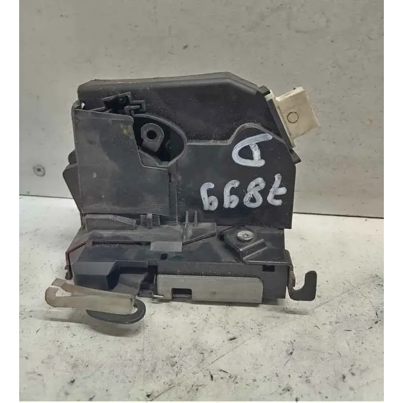 Serrure porte avant droit mini r56