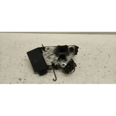 Serrure porte avant droit