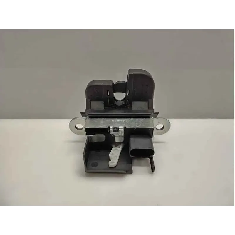 Serrure coffre arriere volkswagen polo 6r/6c v