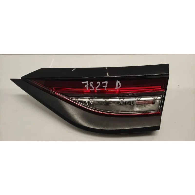 Feu arriere interieur droit citroen ds3