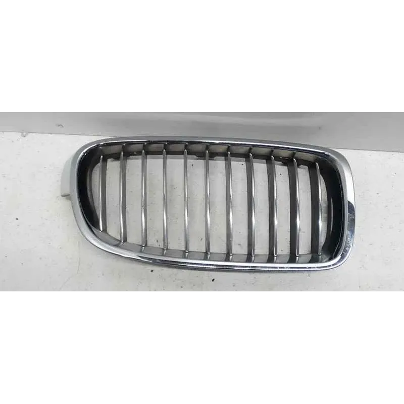 Calandre droit bmw serie 3 f30/f31