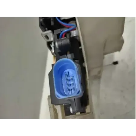 Serrure porte arriere droite volkswagen golf 5 v