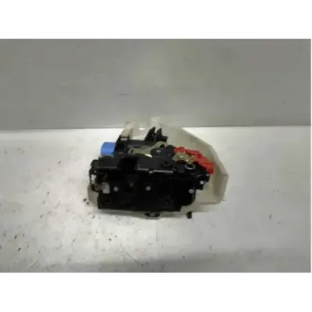 Serrure porte arriere droite volkswagen golf 5 v