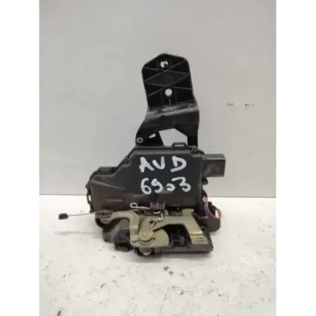 Serrure porte avant droit volkswagen golf 4 iv