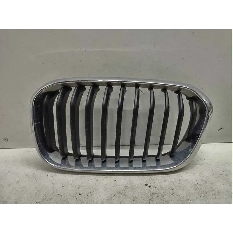 Calandre gauche bmw serie 1 f20/f21