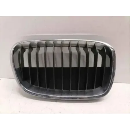 Calandre droit bmw serie 1 f20/f21