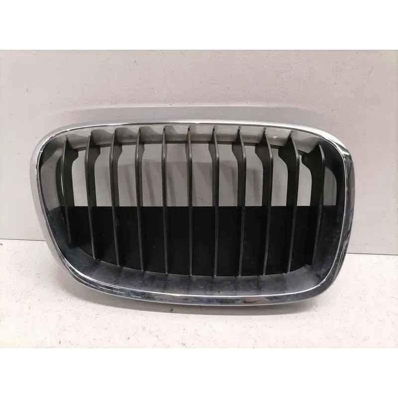 Calandre droit bmw serie 1 f20/f21