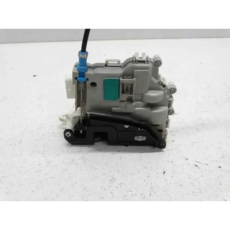 Serrure porte avant droit audi q2