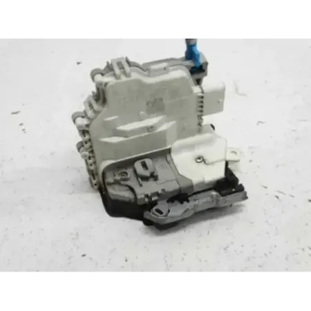 Serrure porte avant droit audi q2