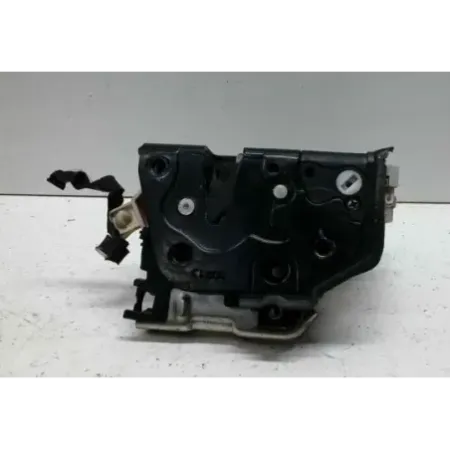 Serrure porte avant droit audi a3 8v