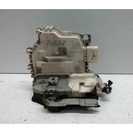 Serrure porte avant droit audi a3 8v