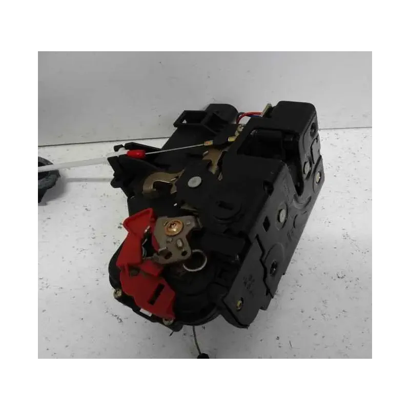 Serrure porte battante arriere gauche audi a2