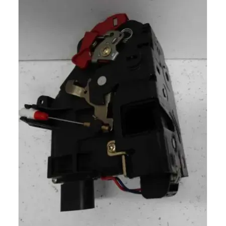 Serrure porte arriere droite audi a2