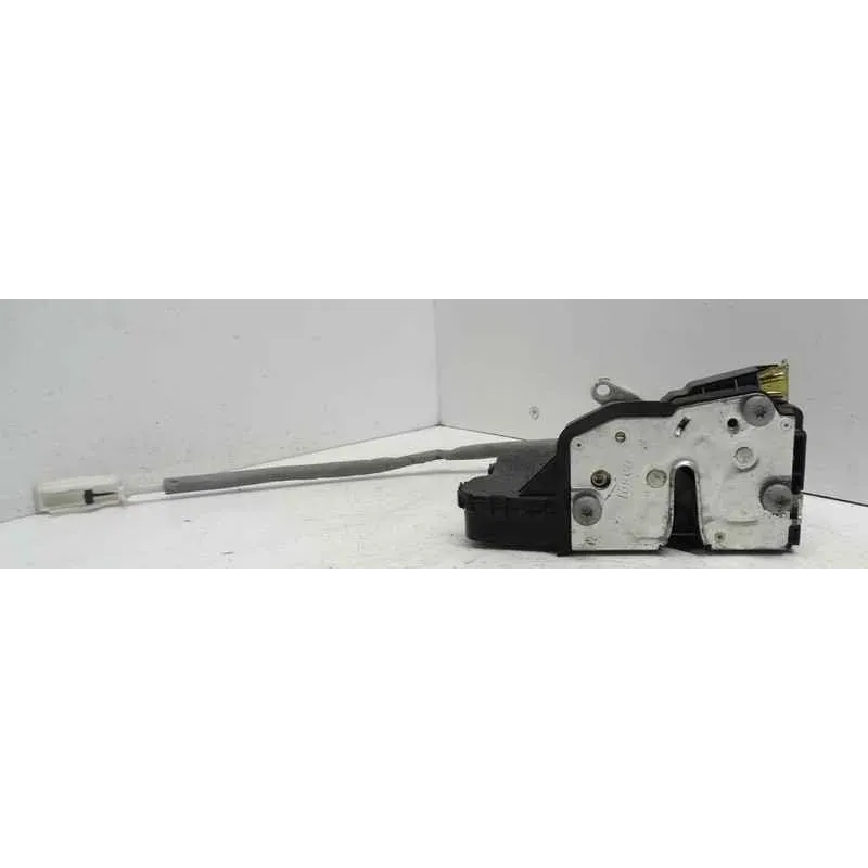 Serrure porte avant droit bmw serie 3 e46