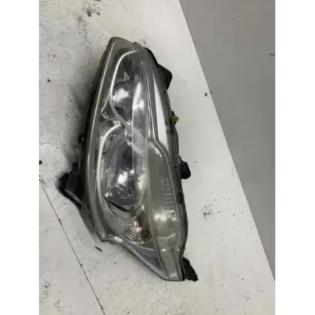 Phare gauche peugeot 208