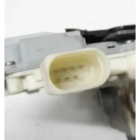 Serrure porte arriere droite volkswagen passat 36 b7