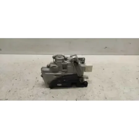 Serrure porte avant droit volkswagen passat 36 b7