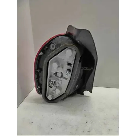 Feu arriere droit renault grand modus