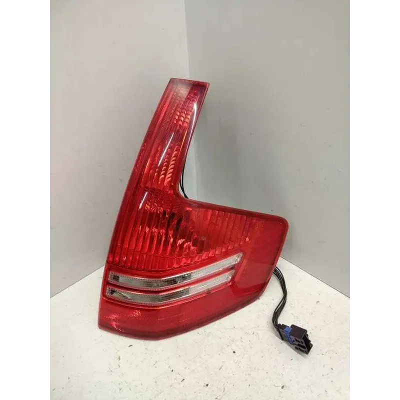 Feu arriere droit citroen c4