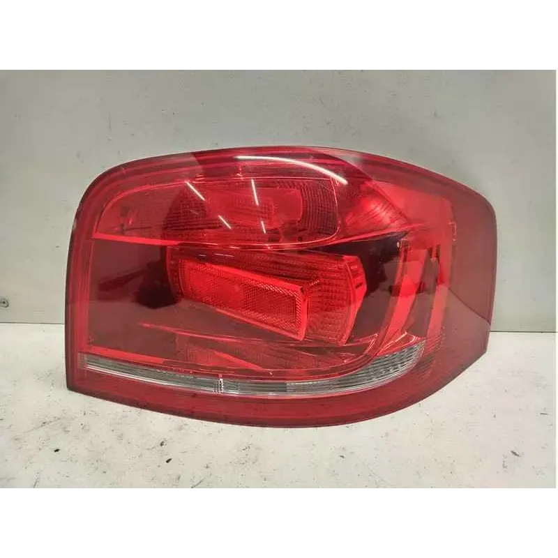 Feu arriere droit audi a3 8p