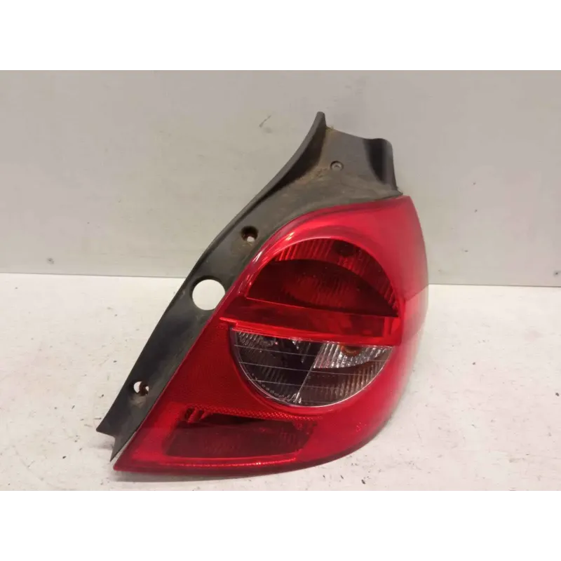 Feu arriere droit renault clio 3 iii