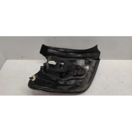 Feu arriere droit citroen c3