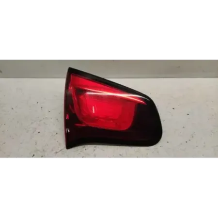 Feu arriere interieur droit citroen c3