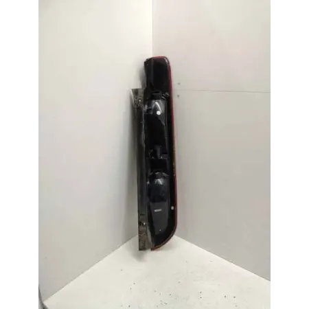 Feu arriere gauche ford focus