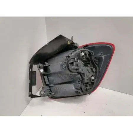 Feu arriere gauche bmw serie 1 f20/f21