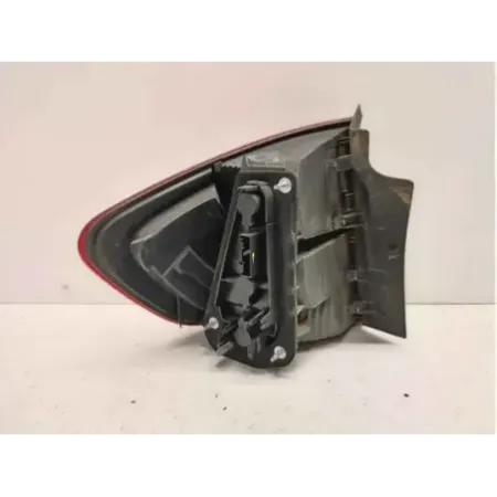 Feu arriere droit bmw x1 e84