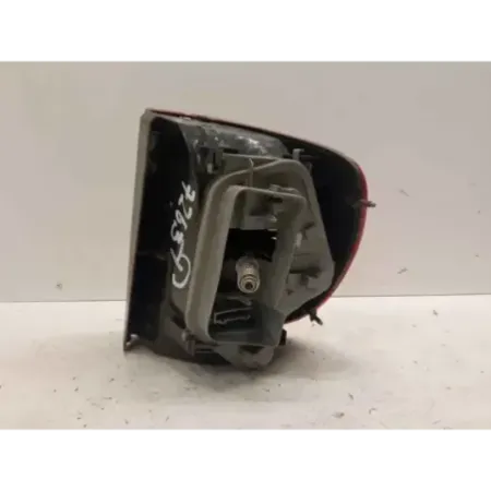 Feu arriere gauche volkswagen fox