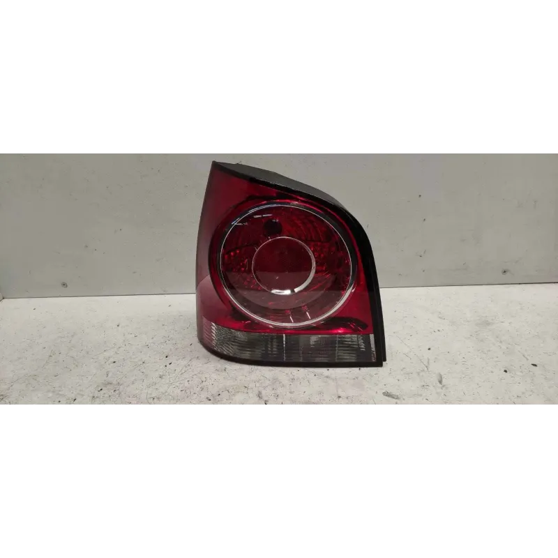Feu arriere gauche volkswagen polo 9n iv