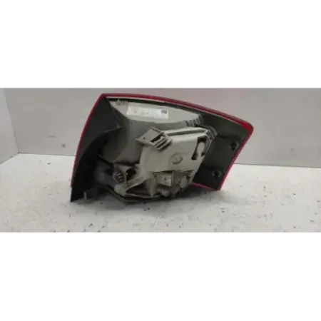 Feu arriere gauche audi a4 8e b6/b7