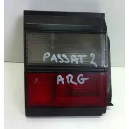 Feu arriere interieur gauche volkswagen passat 31 b3