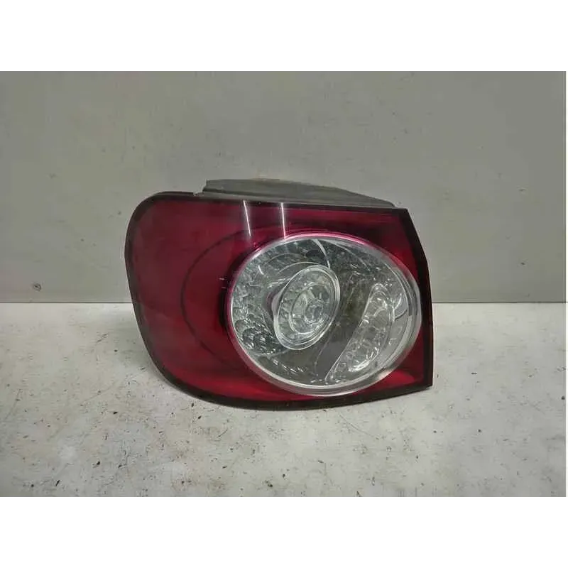 Feu arriere gauche volkswagen golf plus