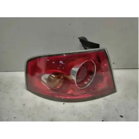 Feu arriere gauche seat ibiza iii 6l