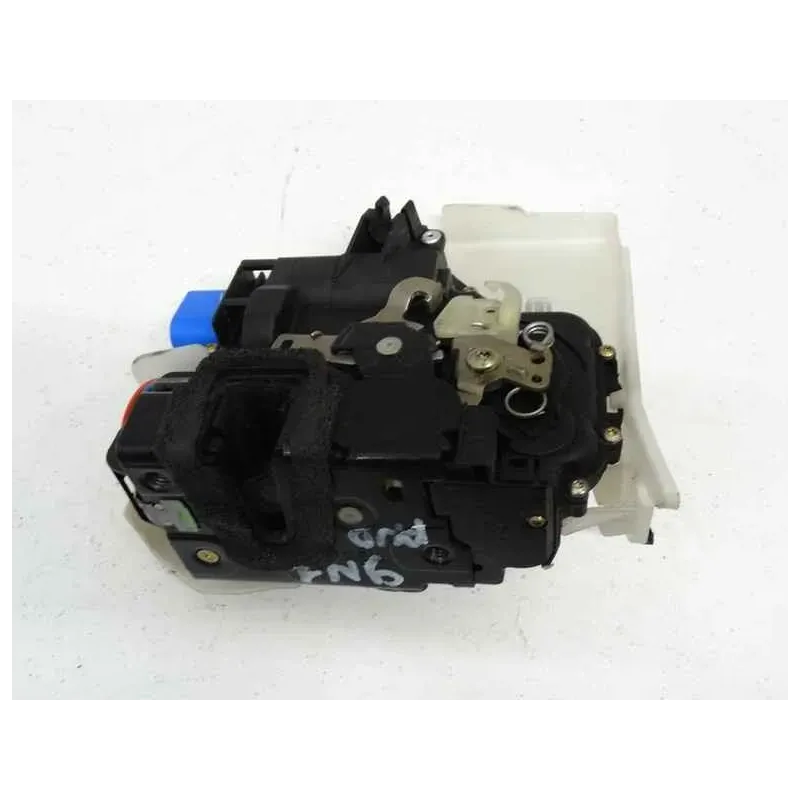 Serrure porte avant droit